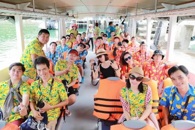 4 lời khuyên cho thiết kế đồng phục nhóm đi chơi cực độc 2