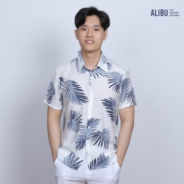 Đồng phục đi biển gia đình sơ mi họa tiết lá kim 418 Alibu mặt trước
