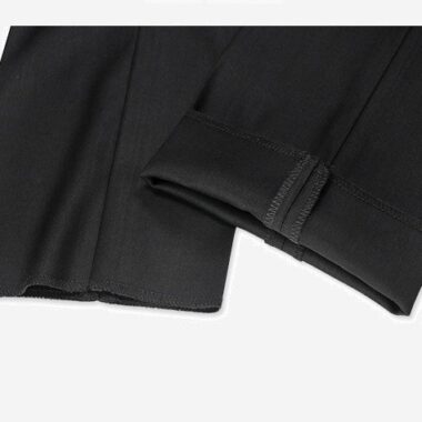 Chi tiết đường may ống quần đồng phục lễ tân bệnh viên