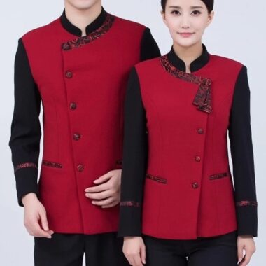 đồng phục quản trị khách sạn màu đỏ mặt trước