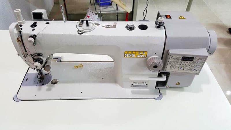Motor máy may công nghiệp điện tử được tích hợp ở trong thân máy