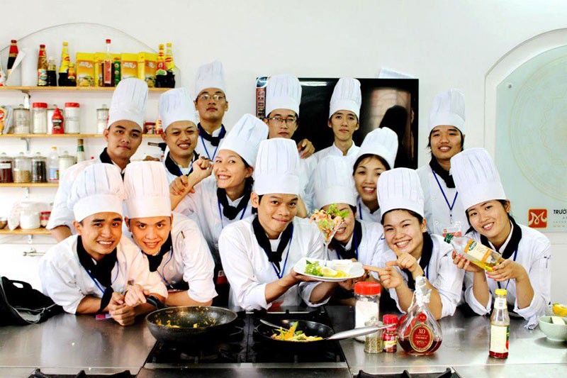 Khám phá ý nghĩa của đồng phục bếp trong nhà hàng, khách sạn 1 ý nghĩa của đồng phục bếp