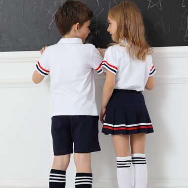 mặt sau mẫu đồng phục mầm non trường quốc tế anh