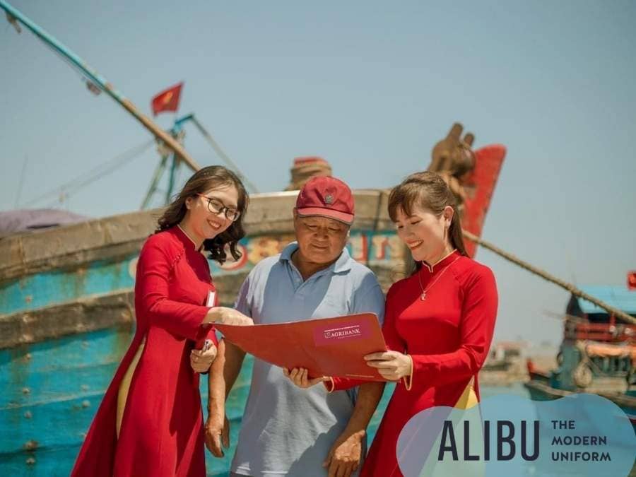 Đồng phục Agribank 2022: Hình ảnh cổ điển còn sót lại 5 Áo dài đồng phục Agribank