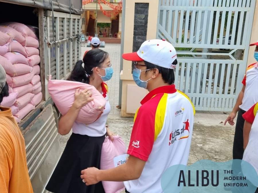 Đồng phục HDBank 2022: Độc lạ nhưng có tốt? 15 Áo thun đồng phục HDBank