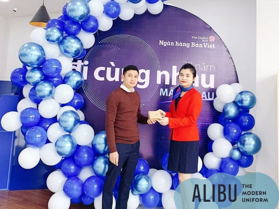 Đầm liền đồng phục ngân hàng Bản Việt