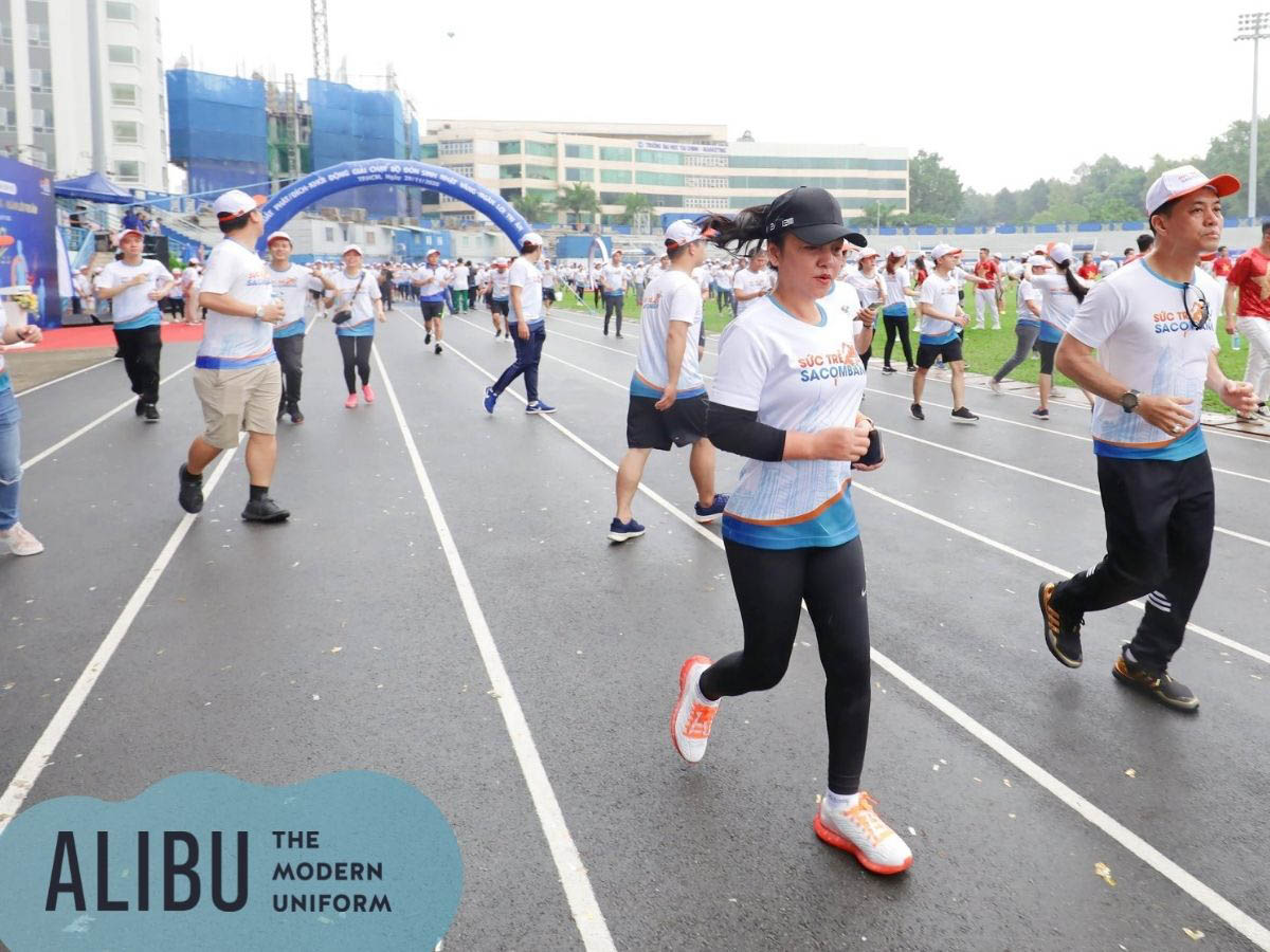 Áo thun hội thao sức trẻ sacombank