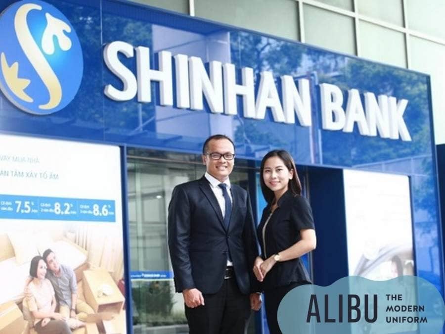 Đồng phục Shinhan Bank trong công sở dành cho nữ giao dịch viên