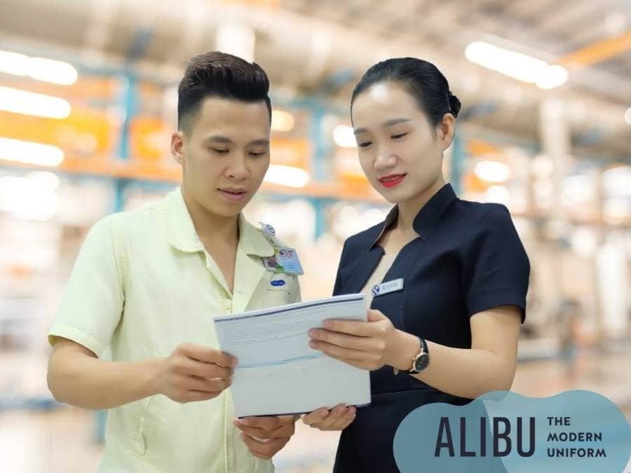 Đồng phục Shinhan Bank trong công sở dành cho nữ giao dịch viên