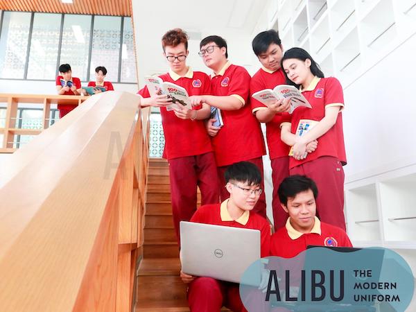 TOP 20+ Mẫu Đồng Phục Các Trường Đại Học Đẹp Nhất Việt Nam 19 Đồng phục sang xịn của Đại học Quốc tế Sài Gòn