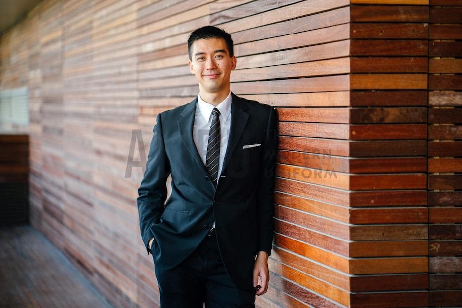 Màu sắc trang phục đảm bảo độ tương phản, tránh lòe loẹt